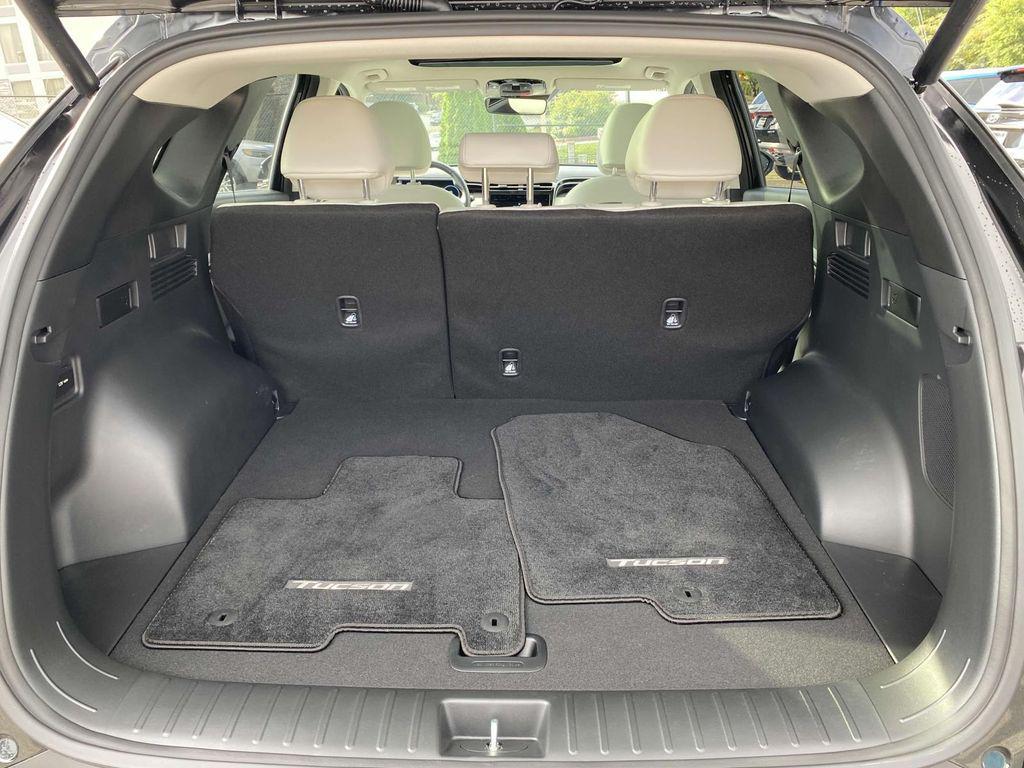 used 2024 Hyundai TUCSON Hybrid car, priced at $35,699