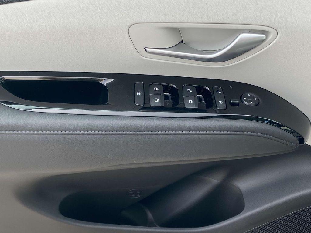 used 2024 Hyundai TUCSON Hybrid car, priced at $35,699