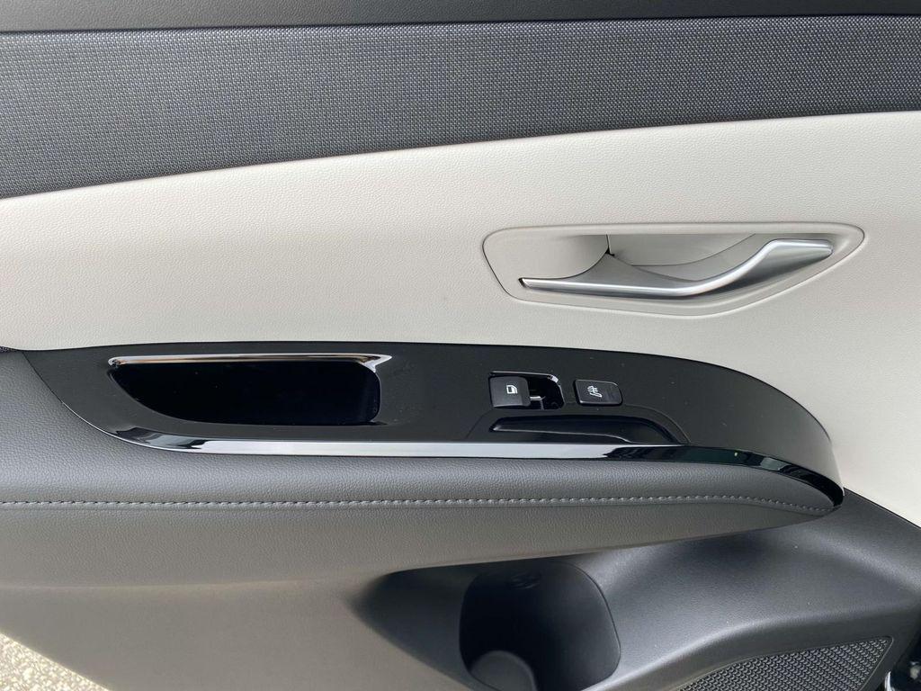 used 2024 Hyundai TUCSON Hybrid car, priced at $35,699