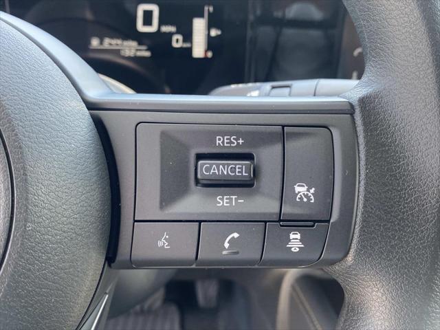 new 2025 Nissan Kicks car, priced at $27,180