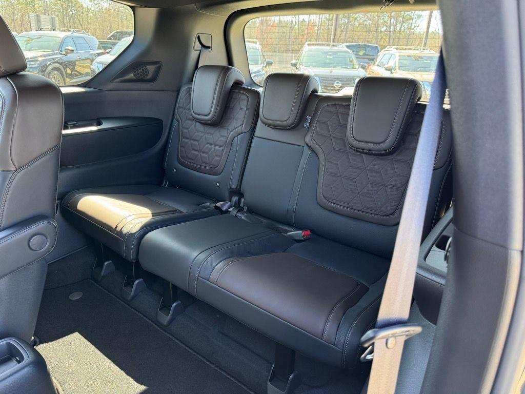 new 2025 Nissan Armada car, priced at $70,790