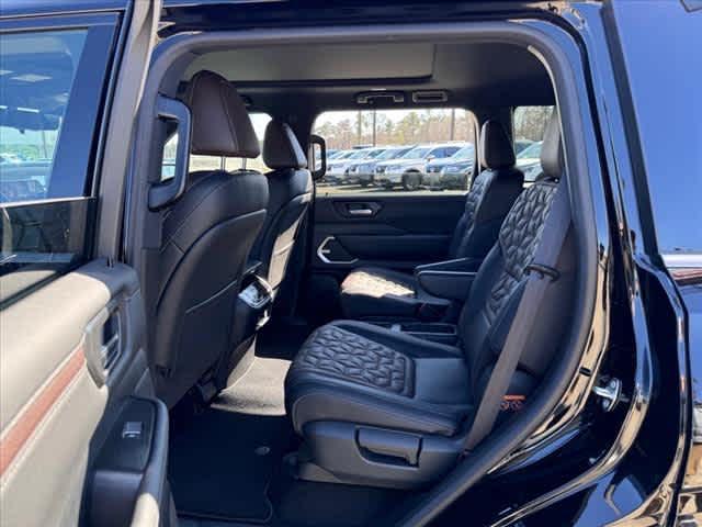 new 2025 Nissan Armada car, priced at $76,038