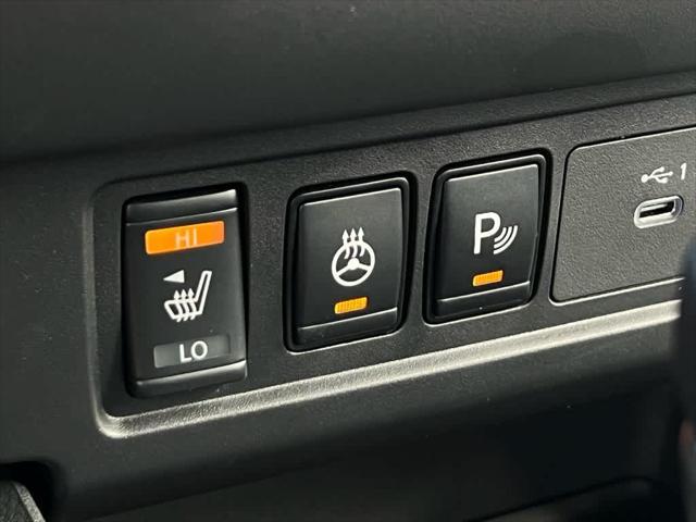 new 2025 Nissan Frontier car, priced at $38,276