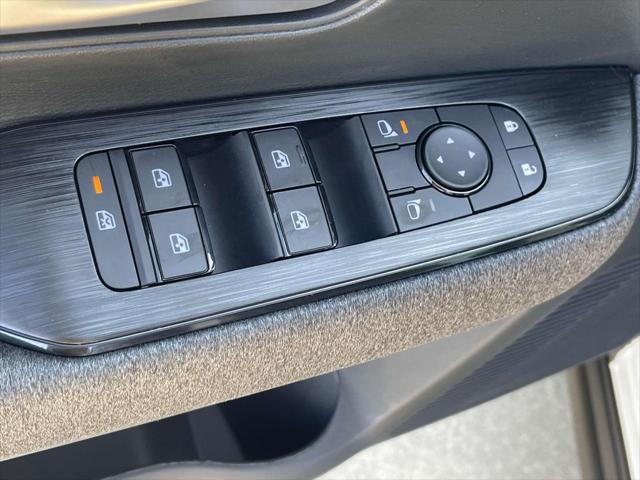 new 2025 Nissan Kicks car, priced at $25,450