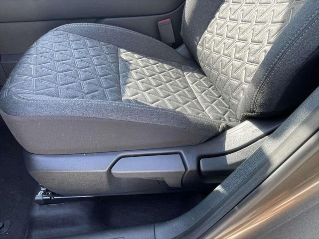 new 2025 Nissan Kicks car, priced at $25,450