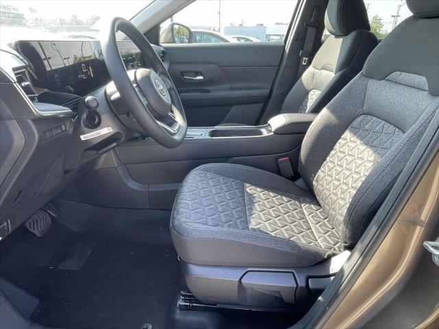 new 2025 Nissan Kicks car, priced at $25,450