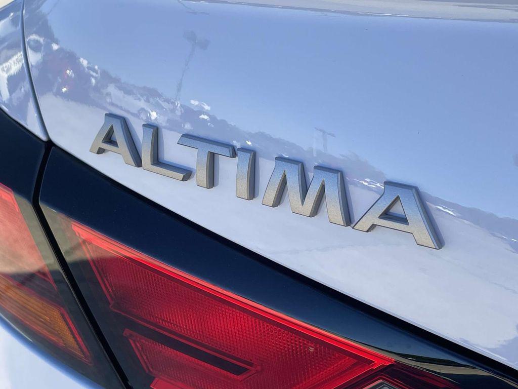 new 2025 Nissan Altima car, priced at $34,430