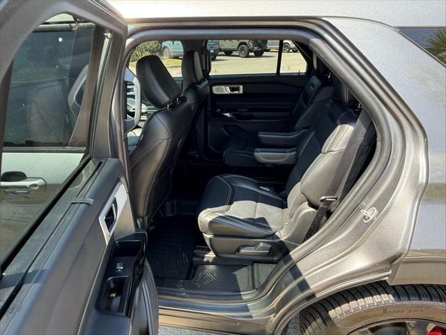 used 2022 Ford Explorer car
