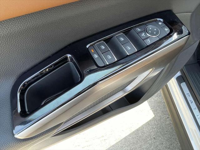 new 2025 Nissan Pathfinder car, priced at $52,485