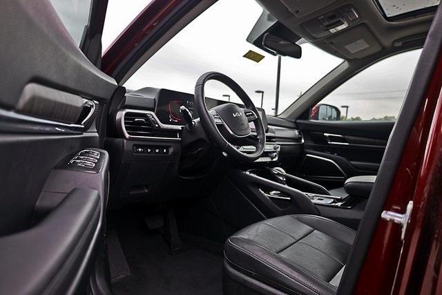 used 2024 Kia Telluride car, priced at $39,469