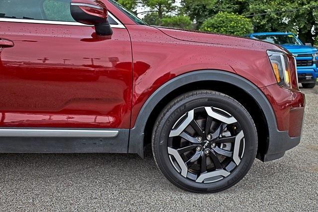 used 2024 Kia Telluride car, priced at $39,469