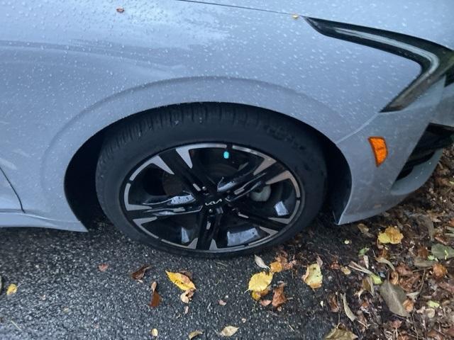 used 2022 Kia K5 car