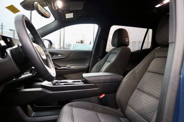 used 2025 Chevrolet Equinox car, priced at $26,500