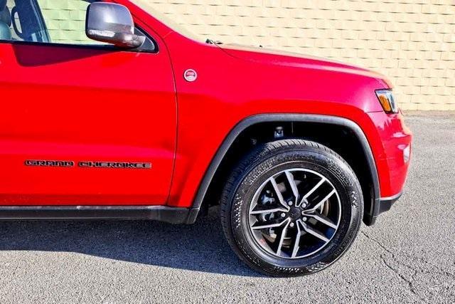 used 2020 Jeep Grand Cherokee car, priced at $28,846