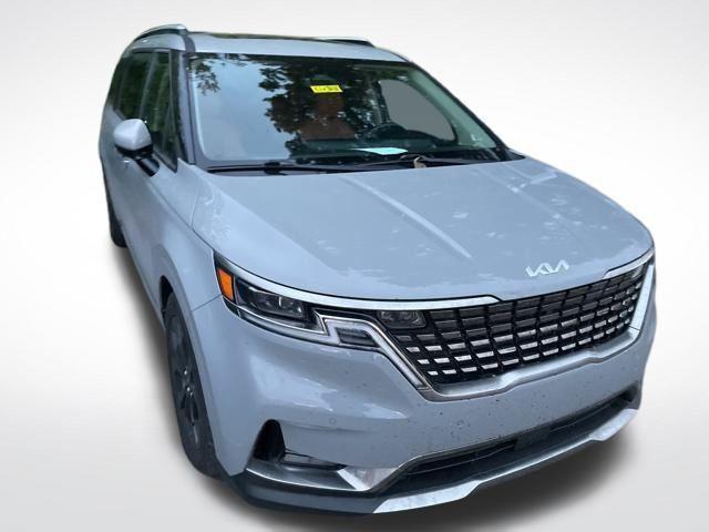 used 2023 Kia Carnival car, priced at $38,546