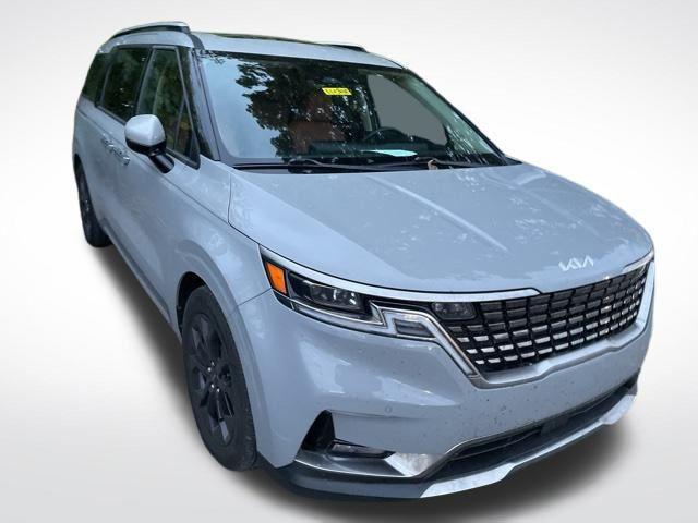 used 2023 Kia Carnival car, priced at $38,546