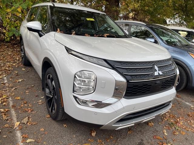 used 2022 Mitsubishi Outlander car, priced at $24,268