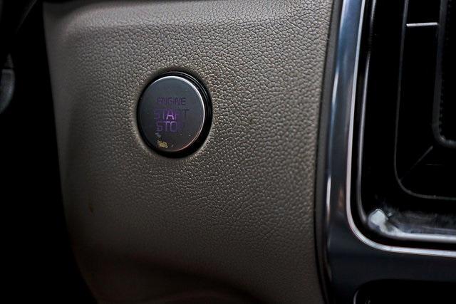 used 2022 Kia Sorento Plug-In Hybrid car, priced at $20,490