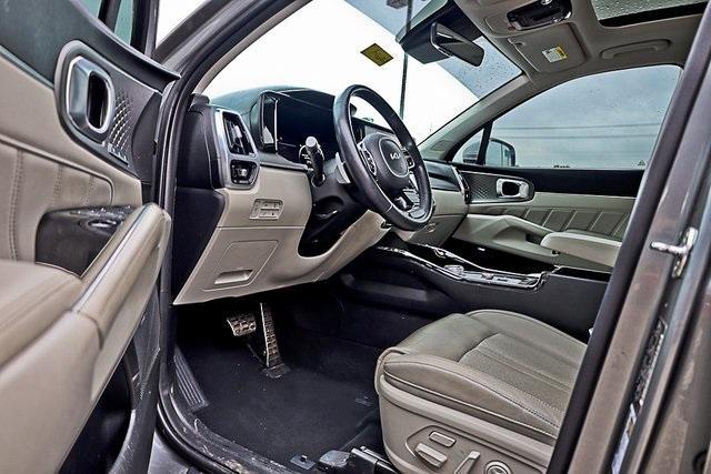 used 2022 Kia Sorento Plug-In Hybrid car, priced at $20,490