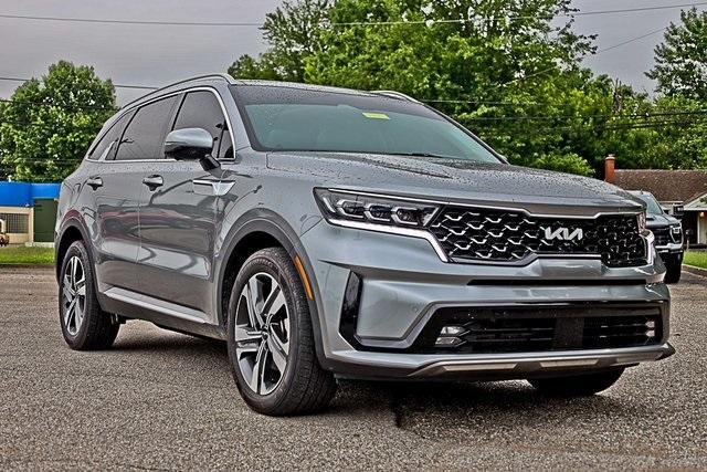 used 2022 Kia Sorento Plug-In Hybrid car, priced at $20,990
