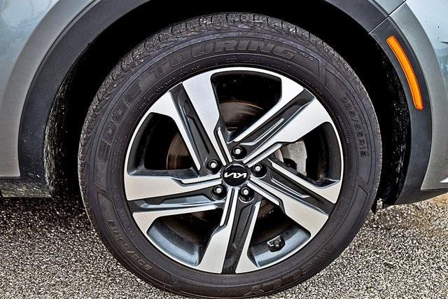used 2022 Kia Sorento Plug-In Hybrid car, priced at $20,490
