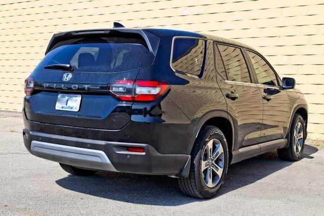 used 2024 Honda Pilot car, priced at $40,300