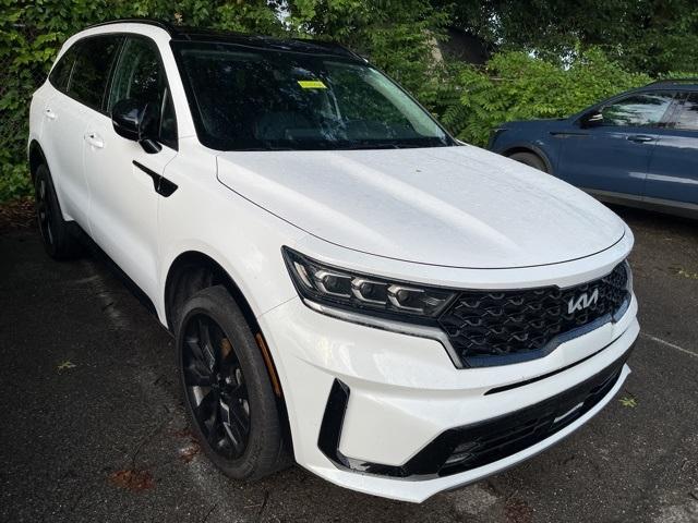 used 2023 Kia Sorento car, priced at $31,971