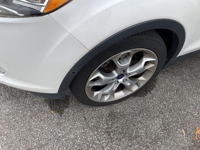used 2014 Ford Escape car, priced at $7,500