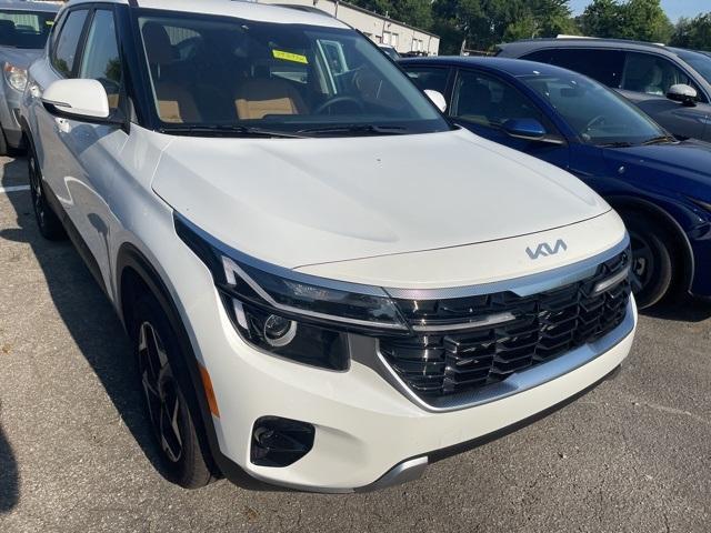 used 2025 Kia Seltos car, priced at $24,900
