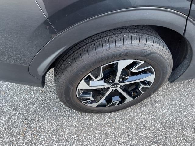 used 2024 Kia Sportage Hybrid car, priced at $30,500