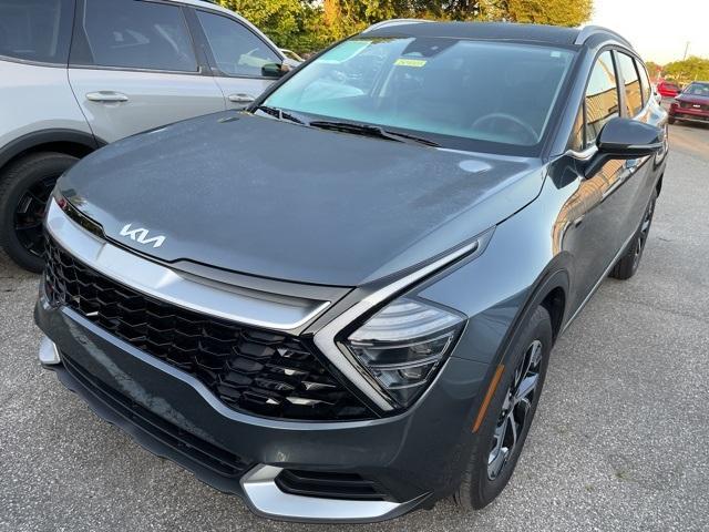 used 2024 Kia Sportage Hybrid car, priced at $30,500