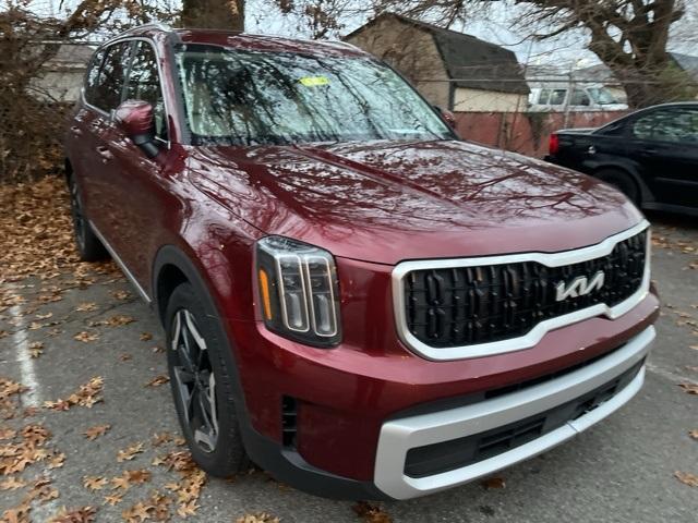 used 2023 Kia Telluride car, priced at $33,592