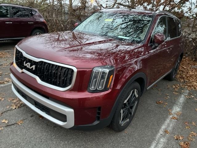 used 2023 Kia Telluride car, priced at $33,592