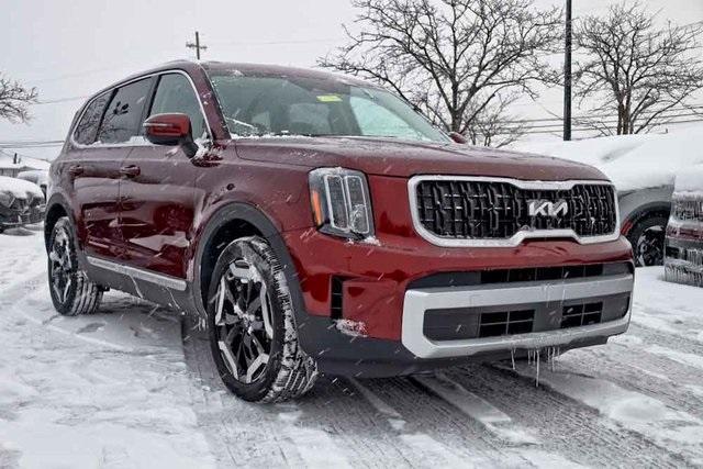 used 2023 Kia Telluride car, priced at $33,592