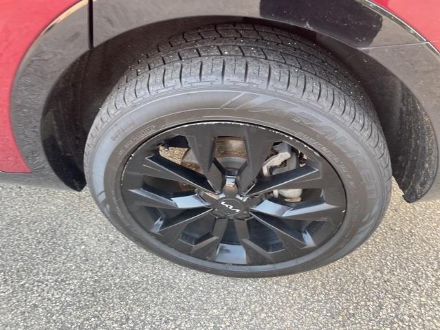 used 2023 Kia Sorento car, priced at $29,025