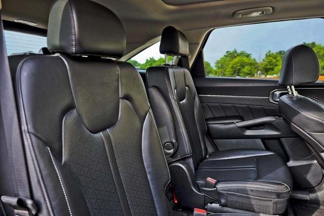 used 2023 Kia Sorento car, priced at $28,192