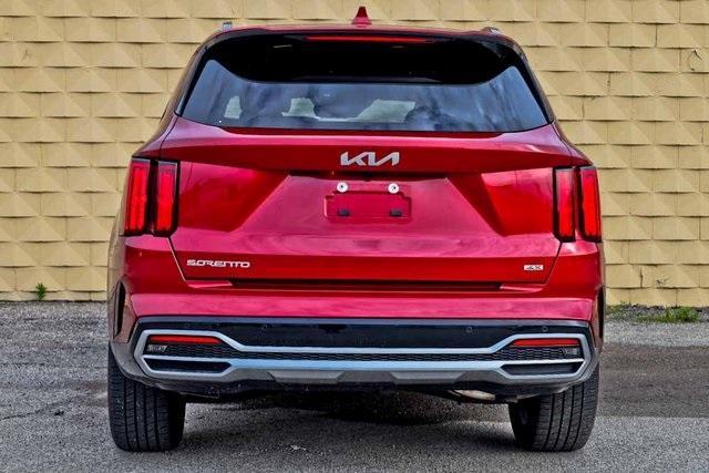 used 2023 Kia Sorento car, priced at $28,192