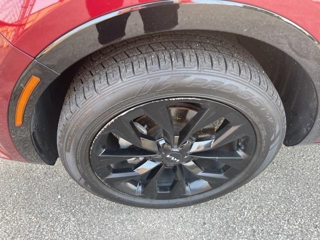 used 2023 Kia Sorento car, priced at $29,025