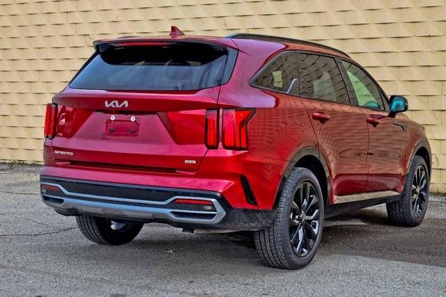 used 2023 Kia Sorento car, priced at $28,192