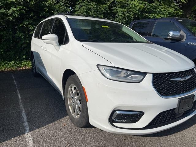 used 2021 Chrysler Pacifica car, priced at $18,529