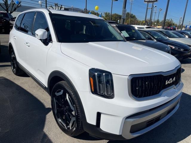 used 2024 Kia Telluride car, priced at $38,750