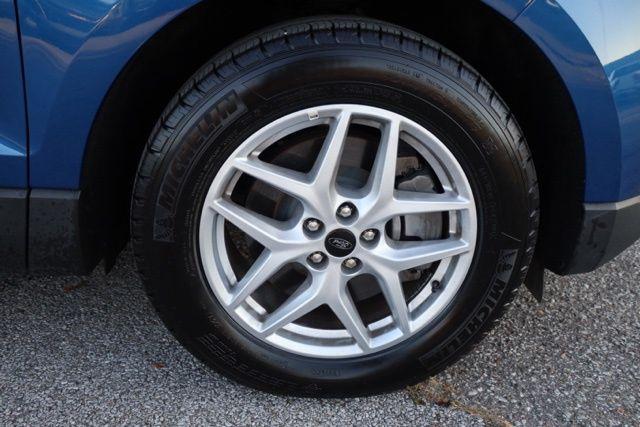 used 2024 Ford Edge car, priced at $27,535