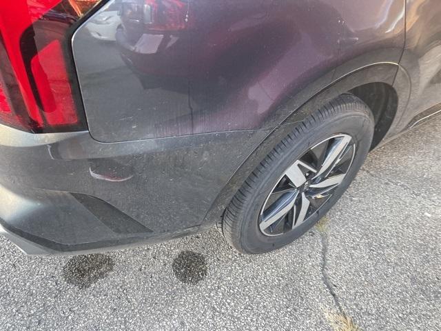 used 2021 Kia Sorento car, priced at $24,260