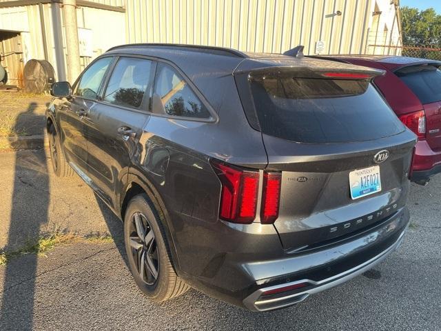 used 2021 Kia Sorento car, priced at $24,260