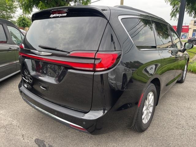 used 2022 Chrysler Pacifica car, priced at $25,039