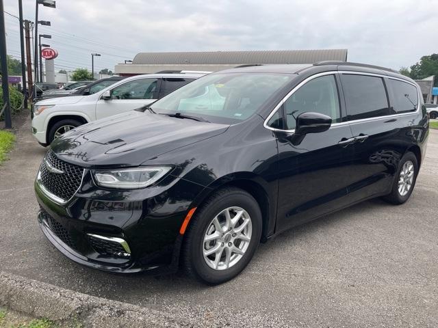 used 2022 Chrysler Pacifica car, priced at $25,039