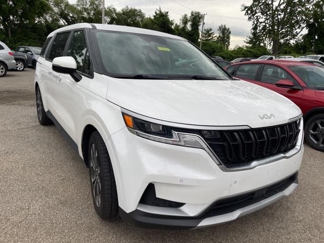 used 2022 Kia Carnival car, priced at $28,900