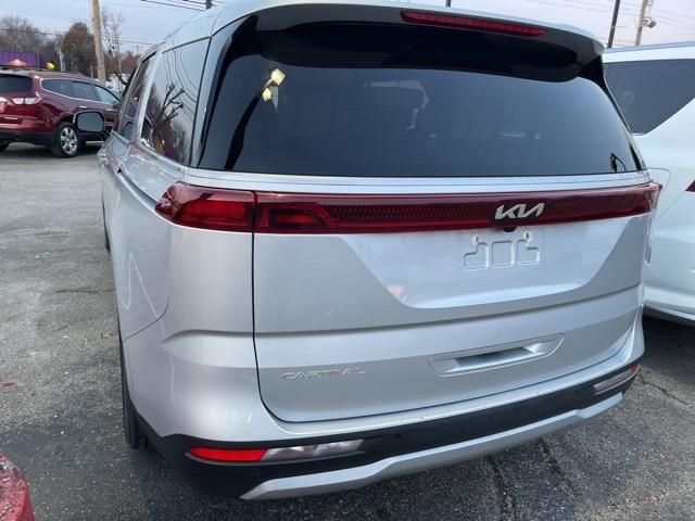 used 2023 Kia Carnival car, priced at $30,441