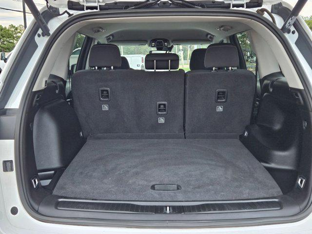 used 2022 Jeep Grand Cherokee car, priced at $23,653