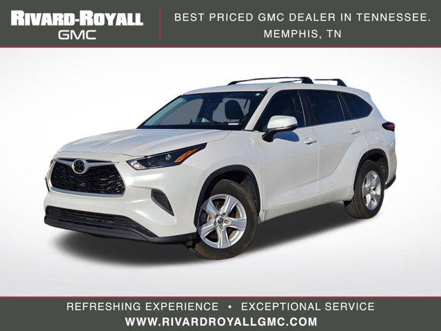 used 2023 Toyota Highlander car, priced at $34,046